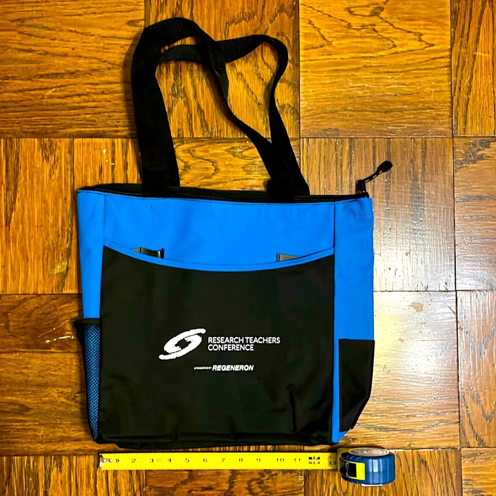 Regeneron STS Research Teachers conference Zippered Tote bag w/ pockets!